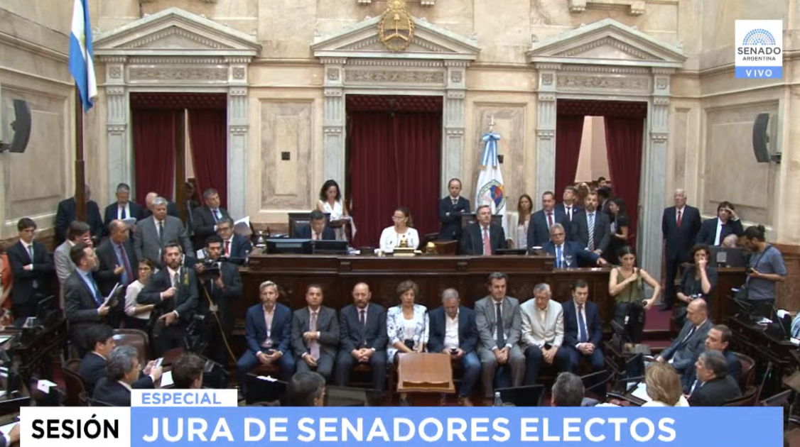 Juraron los nuevos senadores