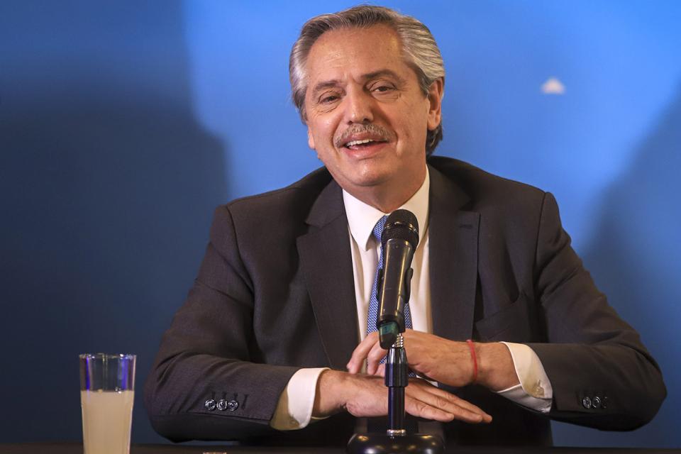 Alberto Fernández: «Brindo por una Argentina justa, sin hambre, con trabajo para todos»