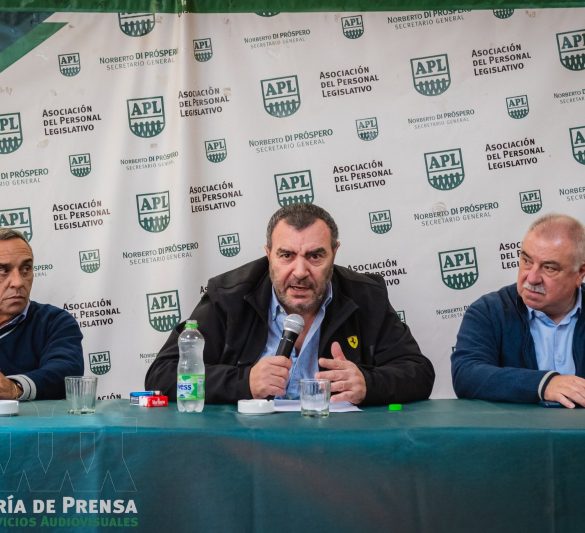 Norberto Di Próspero anuncia acuerdo salarial con bono para trabajadores legislativos — junio 2025