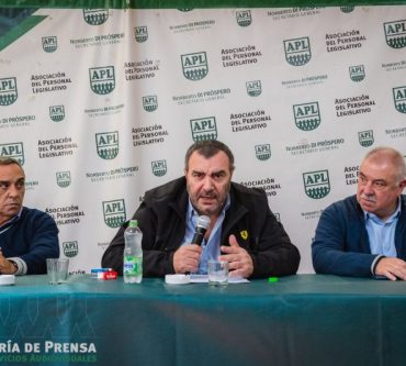 Norberto Di Próspero anuncia acuerdo salarial con bono para trabajadores legislativos — junio 2025